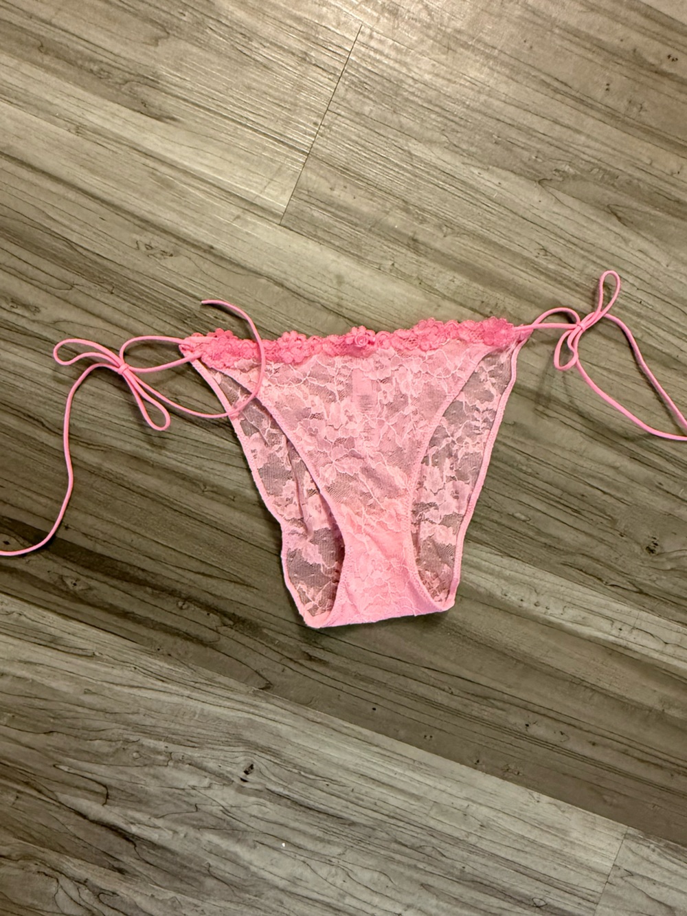 New SKIMS Pink Lace Tie-Side Bikini Panty